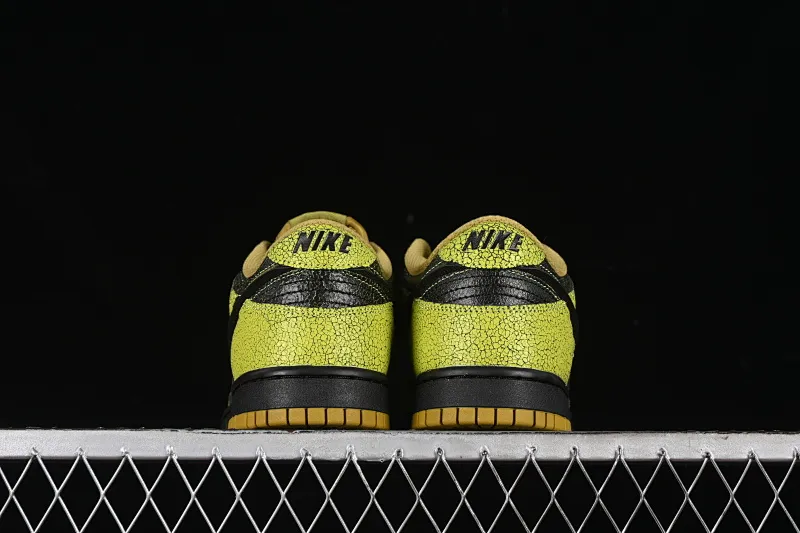 All Categories Nk SB Dunk Series Nk SB Dunk Low Low-top sneakers Nk Dunk Low "Halloween" Halloween-themed exclusive low-top casual sneakers HV6103-300